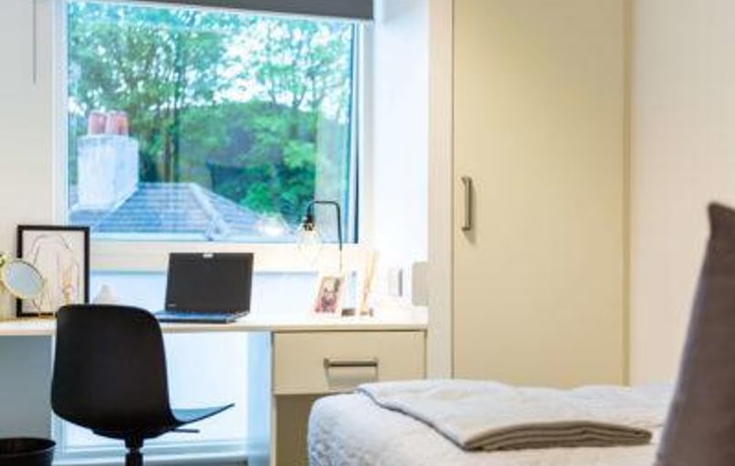 Anchor Road, City Centre, Bristol - Image 1